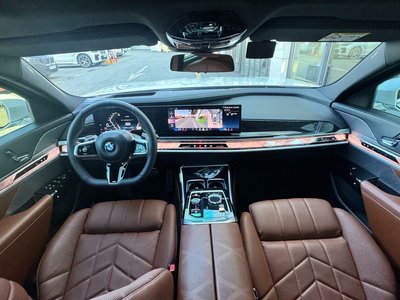 صورة 4 لـ 2025 BMW 7 SERIES