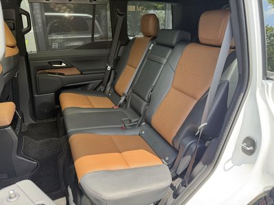 2025 Lexus GX thumbnail 63