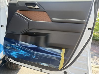 2025 Lexus GX thumbnail 24