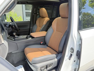 2025 Lexus GX thumbnail 52