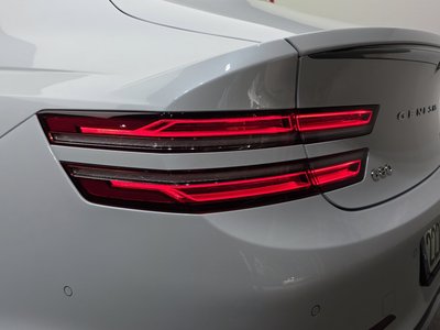 GENESIS G80 (RG3) - 10