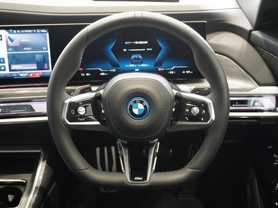 BMW I7 - 8
