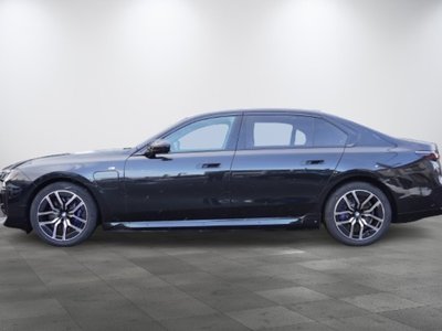 BMW I7 - 4