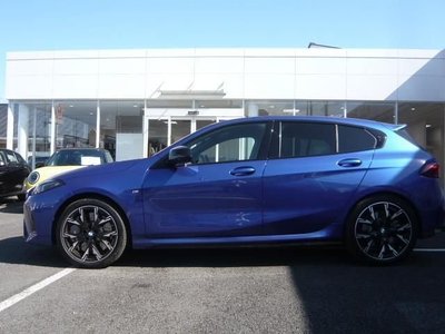 BMW 1 SERIES - 3
