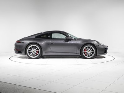 PORSCHE 911 - 4