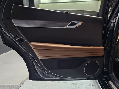 2023 Genesis G80 (RG3) thumbnail 15