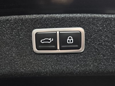2023 Genesis G80 (RG3) thumbnail 33