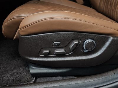 2023 Genesis G80 (RG3) thumbnail 29