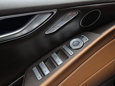 2023 Genesis G80 (RG3) thumbnail 28