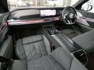 BMW 7 SERIES - 3