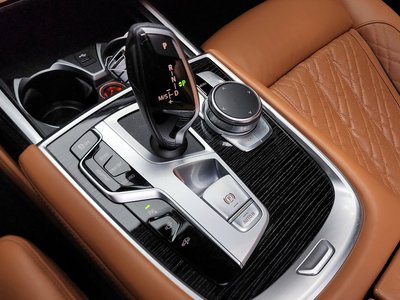 BMW 7 SERIES - 9