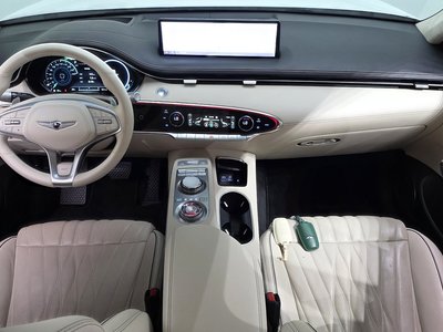 صورة 5 لـ 2021 Genesis GV70