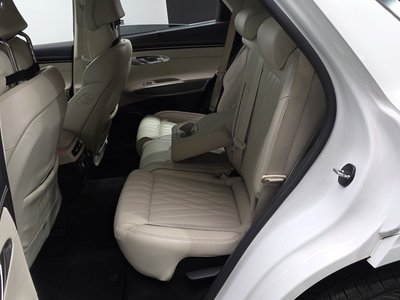 صورة مصغرة 18 لـ 2021 Genesis GV70