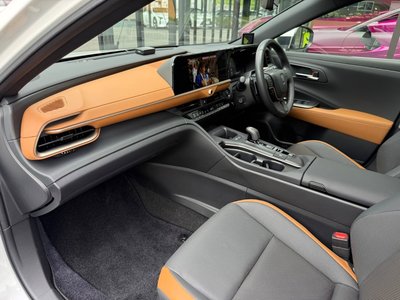 2023 Toyota CROWN CROSSOVER thumbnail 25