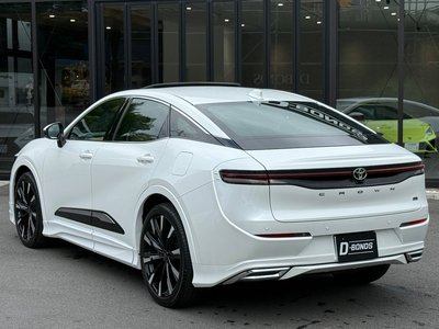 صورة 2 لـ 2023 Toyota CROWN CROSSOVER