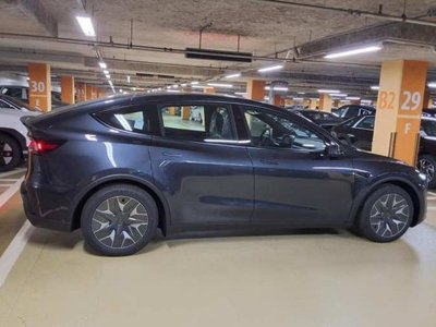 2026 Tesla MODEL Y — миниатюра 12
