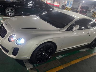 BENTLEY CONTINENTAL - 1