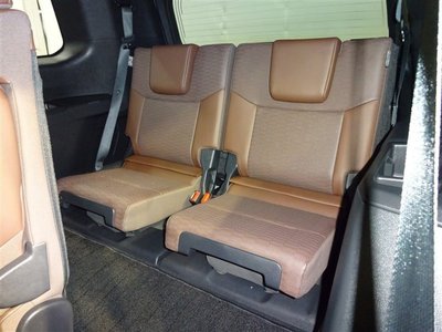 TOYOTA LAND CRUISER 250 - 9