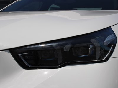 2025 BMW 5 SERIES — миниатюра 11