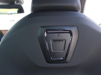 2025 BMW 5 SERIES — миниатюра 139