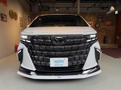 2026 TOYOTA ALPHARD photo 3