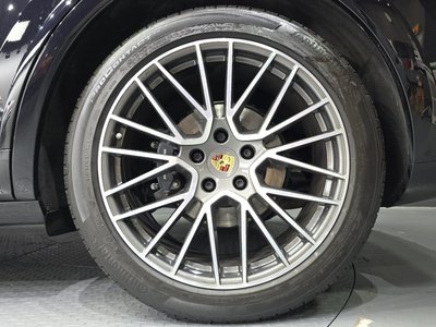 2021 Porsche CAYENNE 照片 8