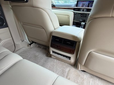 2016 Lexus LX 缩略图 37