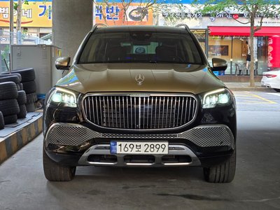 MERCEDES-BENZ GLS - 4
