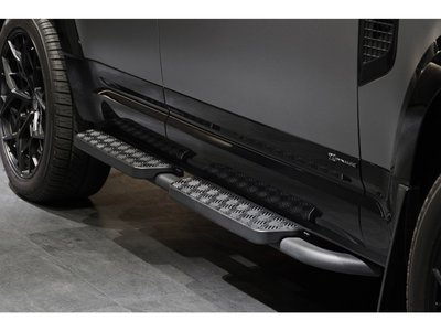 LAND ROVER DEFENDER - 2