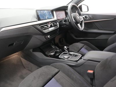 2023 BMW 1 SERIES — фото 4