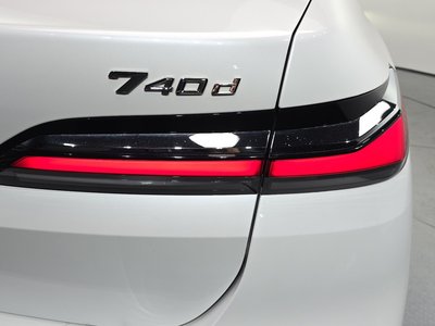 صورة 10 لـ 2024 BMW 7 SERIES