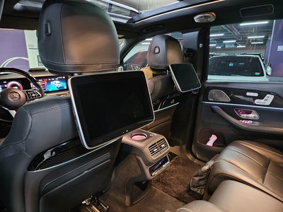MERCEDES-BENZ GLS - 8