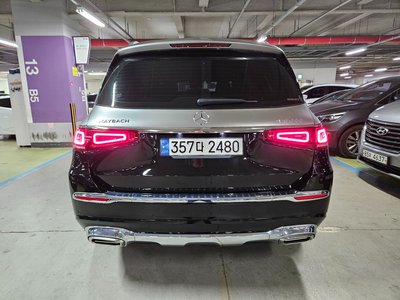 MERCEDES-BENZ GLS - 2