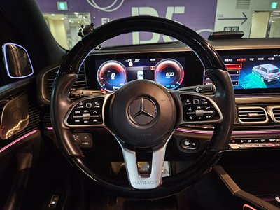 MERCEDES-BENZ GLS - 10