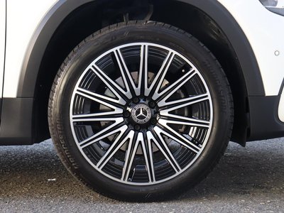 MERCEDES-BENZ GLB - 4