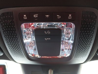 MERCEDES-BENZ GLB - 8