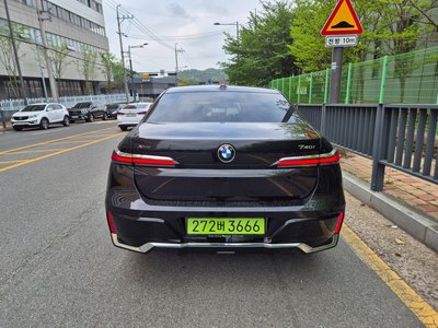 BMW 7 SERIES - 7