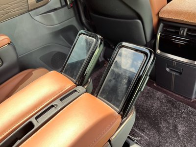 صورة 9 لـ 2024 Toyota VELLFIRE