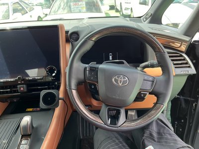 صورة مصغرة 16 لـ 2024 Toyota VELLFIRE