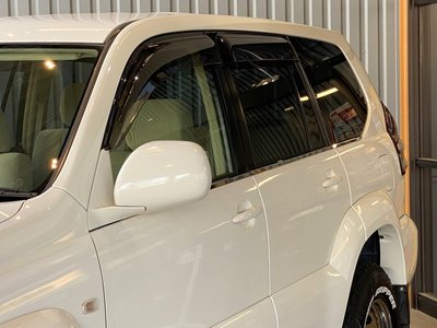 TOYOTA LAND CRUISER PRADO - 8