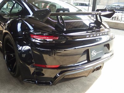 2019 Porsche 718 thumbnail 16