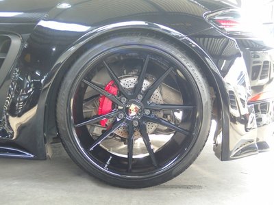 2019 Porsche 718 thumbnail 25