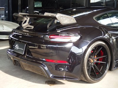 2019 Porsche 718 thumbnail 15