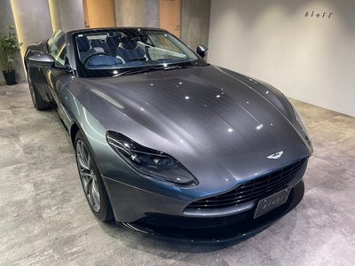 2021 Aston Martin DB11 VOLANTE — фото 2