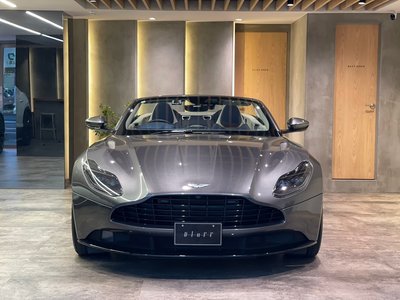 2021 Aston Martin DB11 VOLANTE — фото 1
