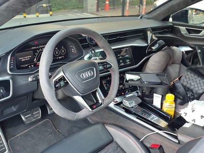 2021 AUDI RS7 — фото 9