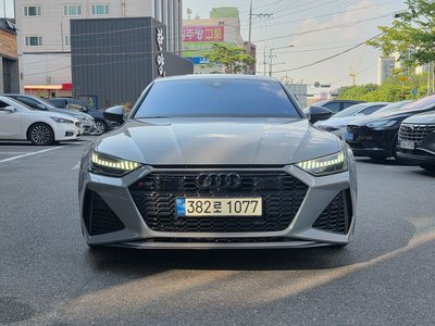 2021 AUDI RS7 — фото 1