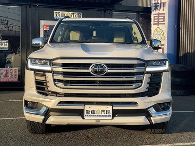 TOYOTA LAND CRUISER 300 - 4