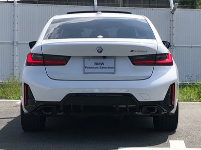2024 BMW 3 SERIES photo 7