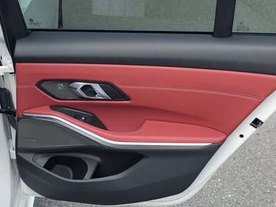 2024 BMW 3 SERIES thumbnail 25